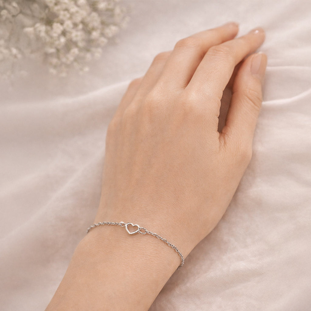 Amora Heart Link Bracelet (Silver)