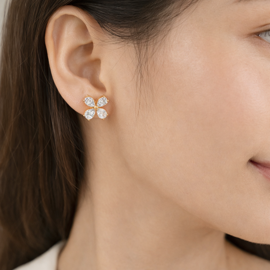 Aurelia Clover Stud Earrings