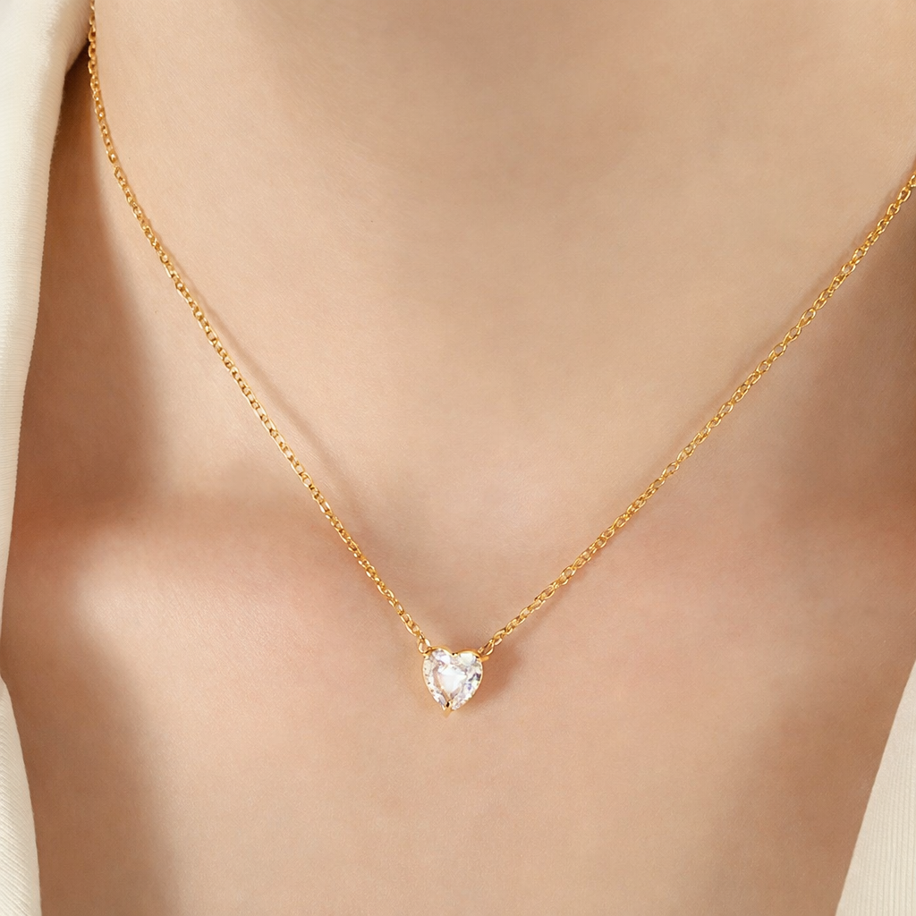 Elara Heart Pendant Necklace